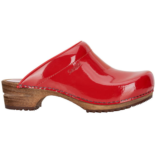 Sanita Retro Patent Danish Clogs in Red